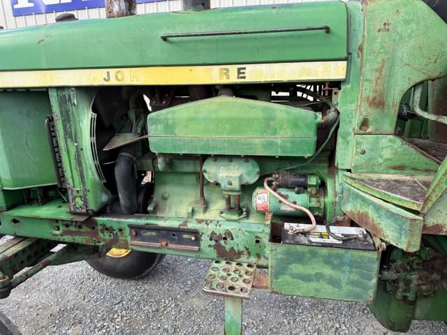 Image of John Deere 4630 equipment image 4