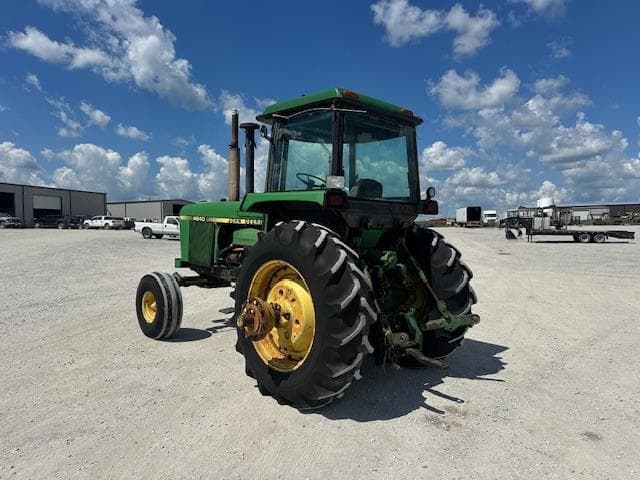 Image of John Deere 4640 equipment image 2