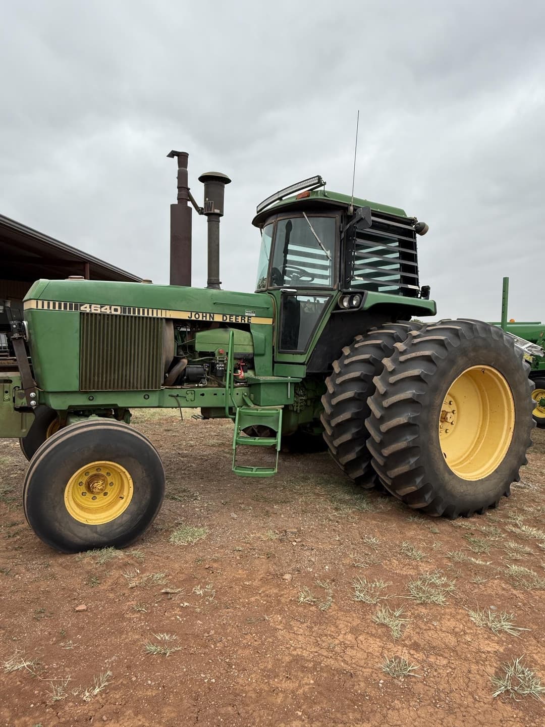 Image of John Deere 4640 Primary image