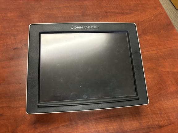 John Deere 4640 Equipment Image0