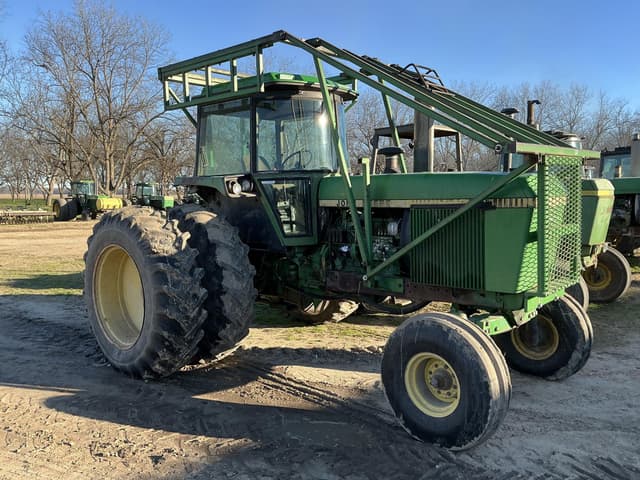 Image of John Deere 4640 equipment image 1