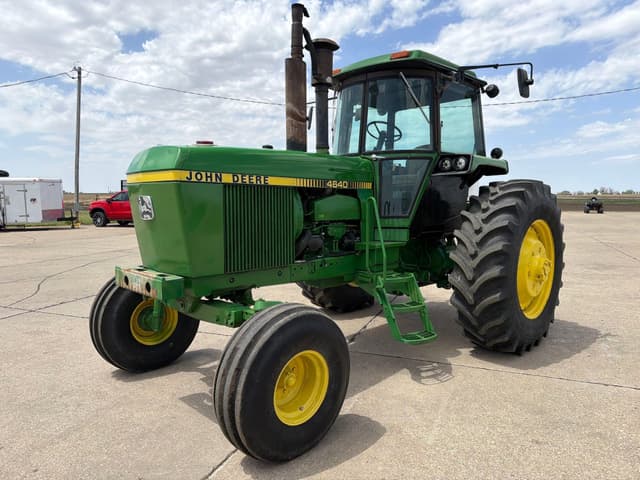 Image of John Deere 4640 equipment image 1