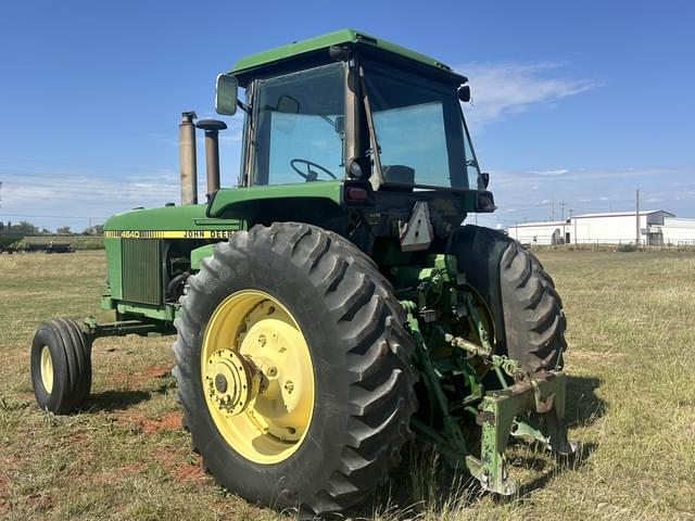 Image of John Deere 4640 equipment image 2