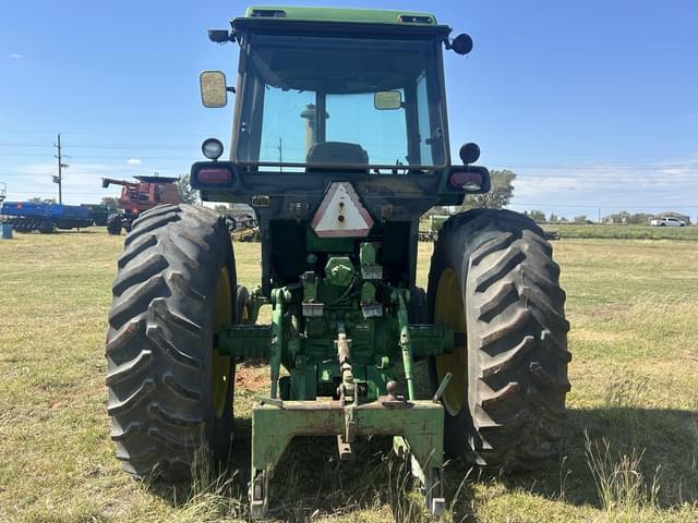 Image of John Deere 4640 equipment image 3