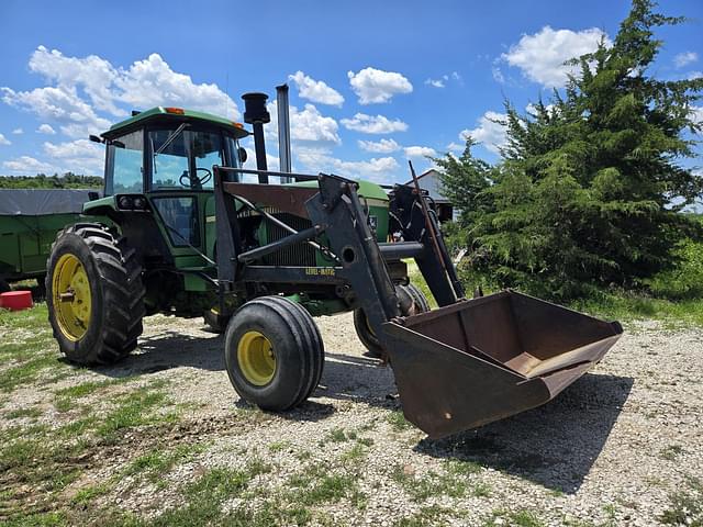 Image of John Deere 4640 equipment image 2