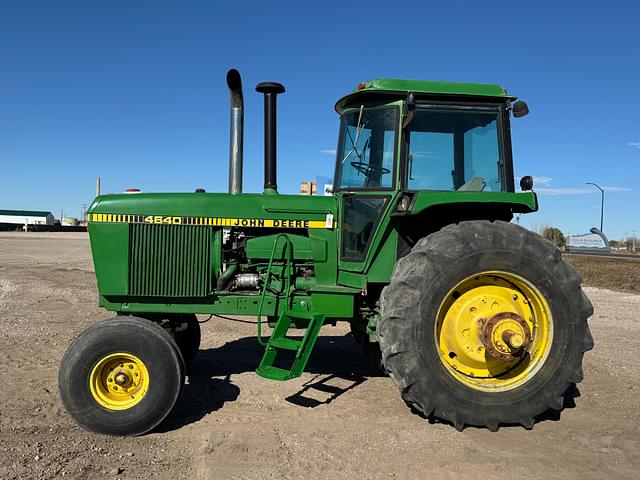 Image of John Deere 4640 equipment image 1