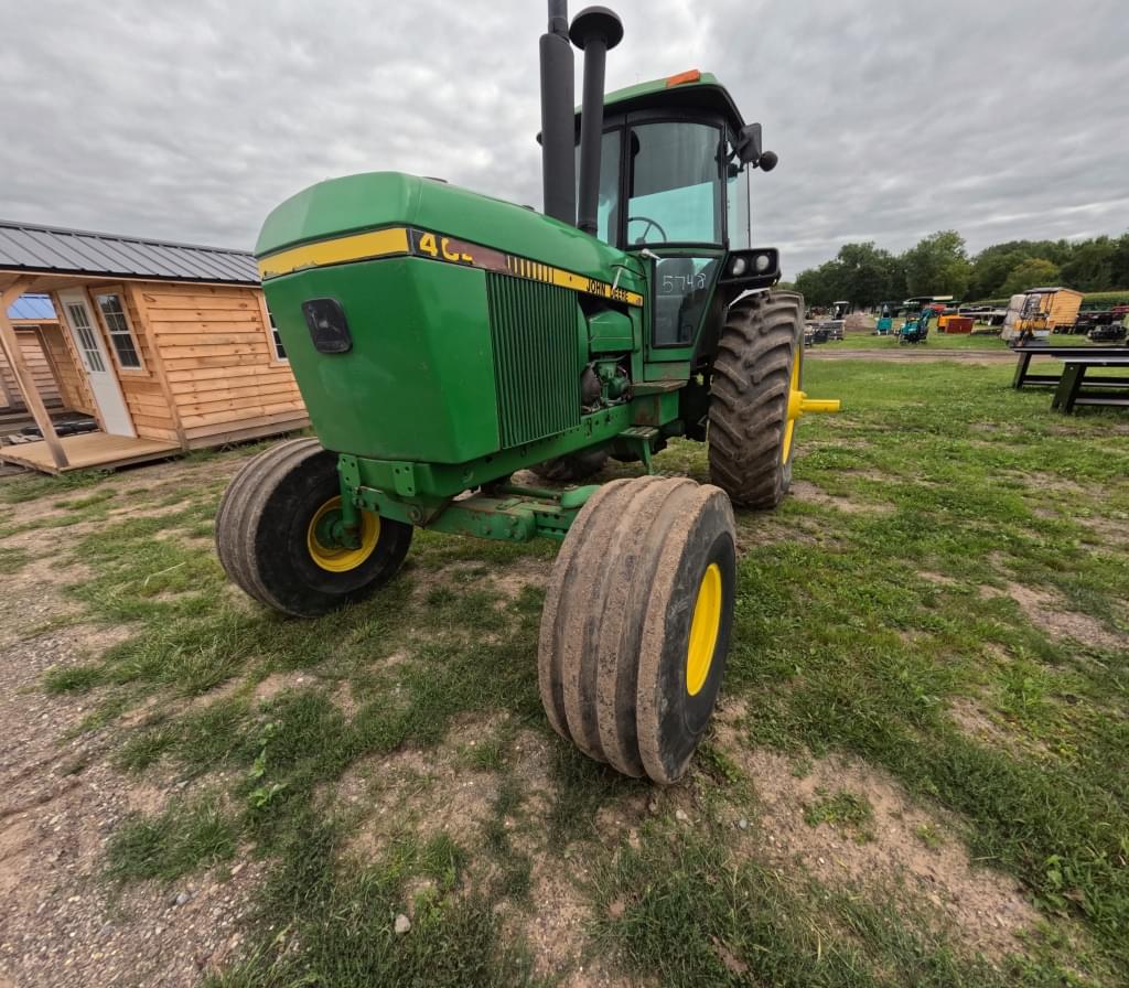 Image of John Deere 4640 Primary image