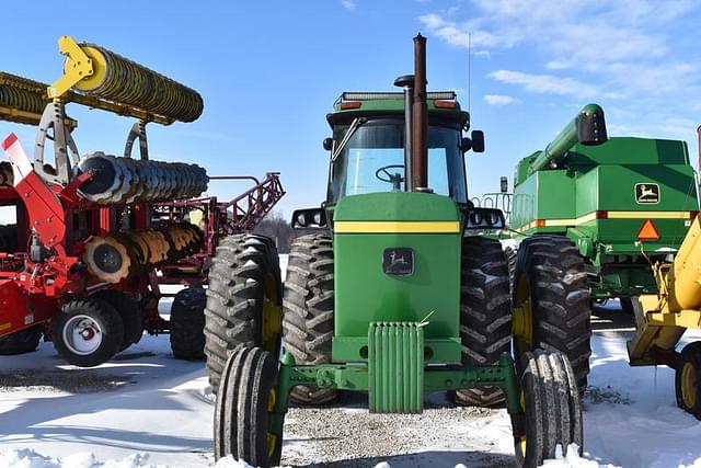 Image of John Deere 4640 equipment image 1