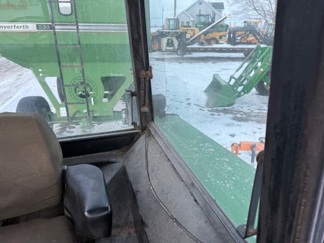 Image of John Deere 4640 equipment image 4