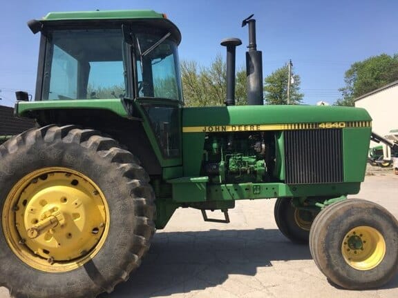 Main image John Deere 4640