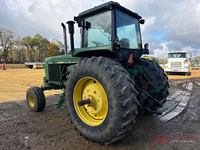 Image of John Deere 4640 equipment image 3