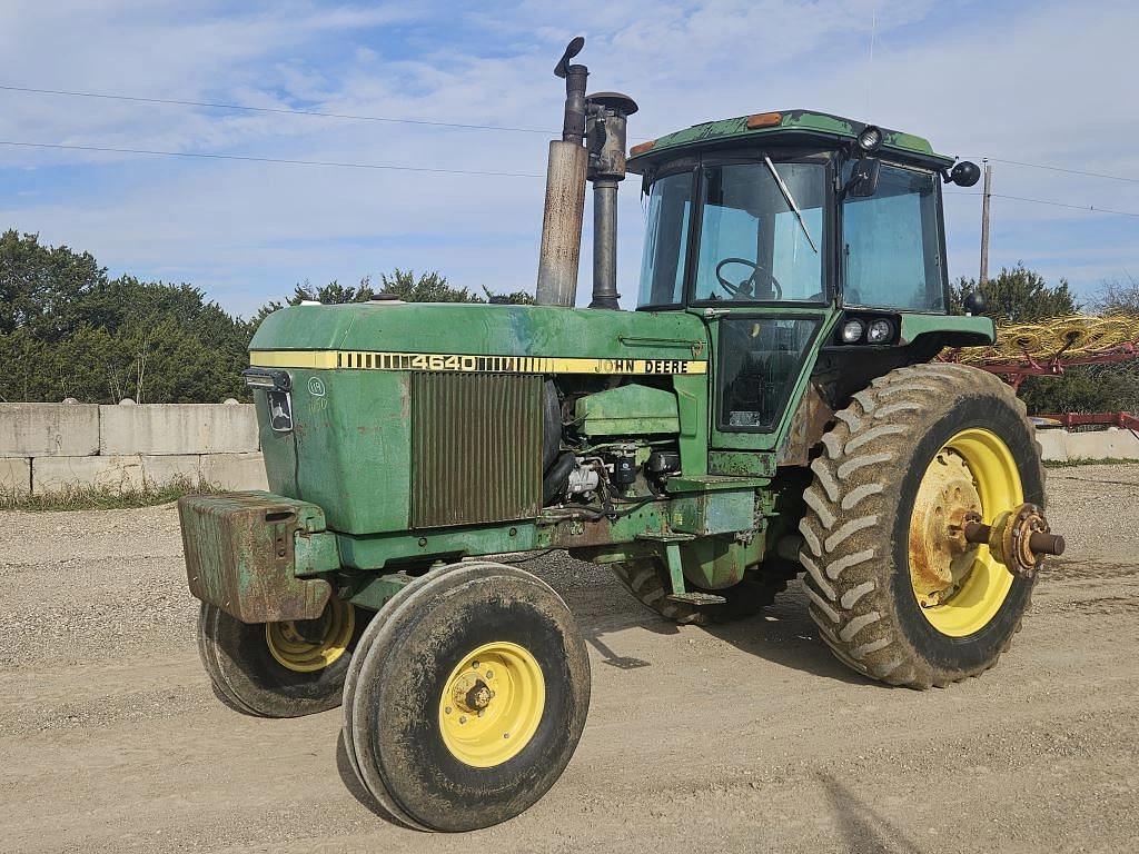 Image of John Deere 4640 Primary image