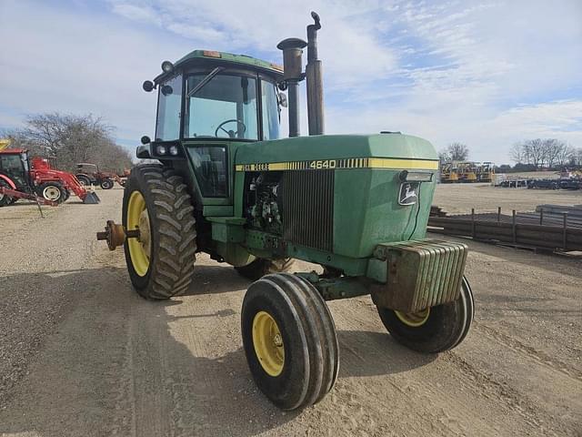 Image of John Deere 4640 equipment image 2