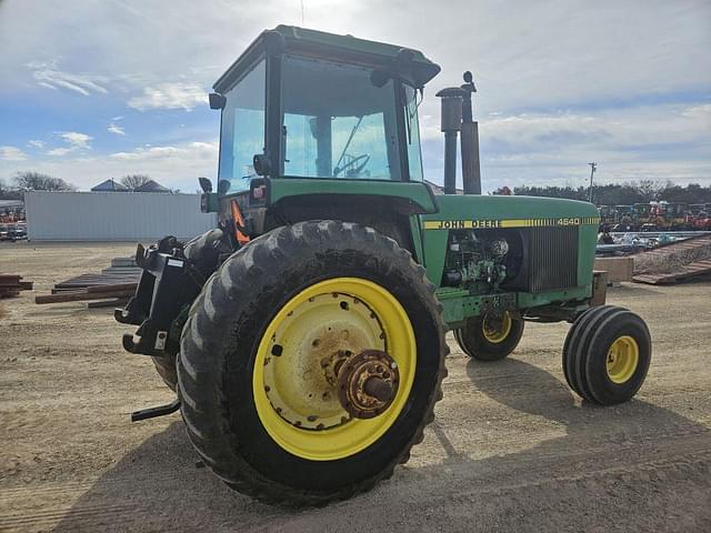 Image of John Deere 4640 equipment image 4