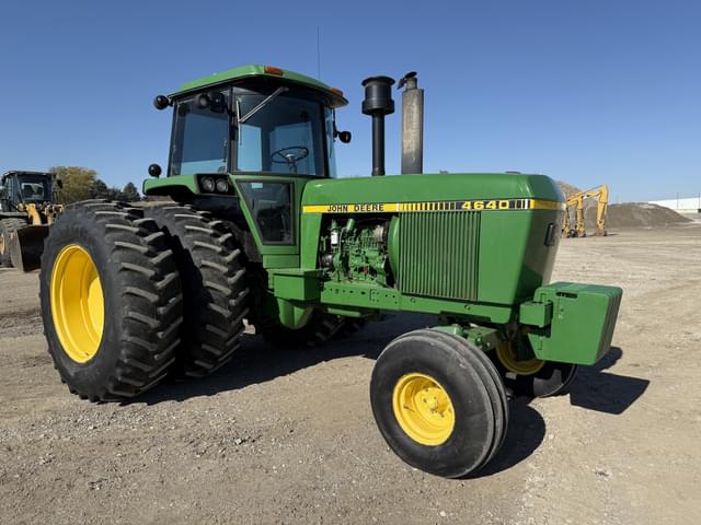 Image of John Deere 4640 equipment image 1