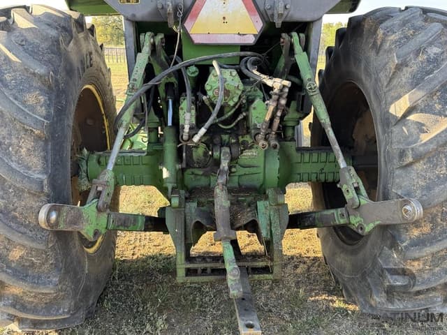 Image of John Deere 4640 equipment image 4