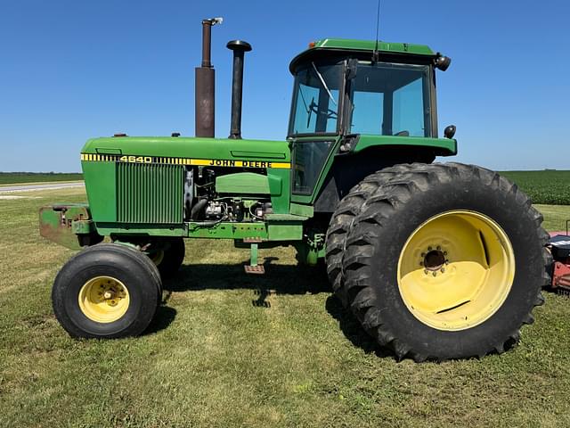 Image of John Deere 4640 equipment image 3