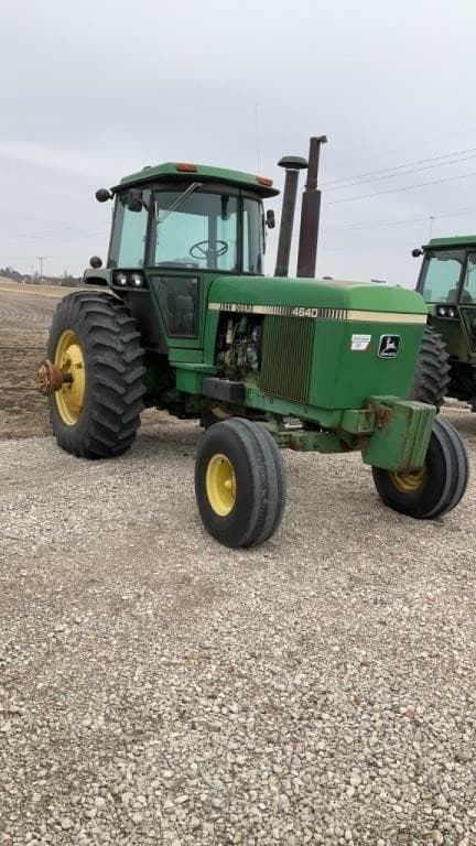Image of John Deere 4640 equipment image 1