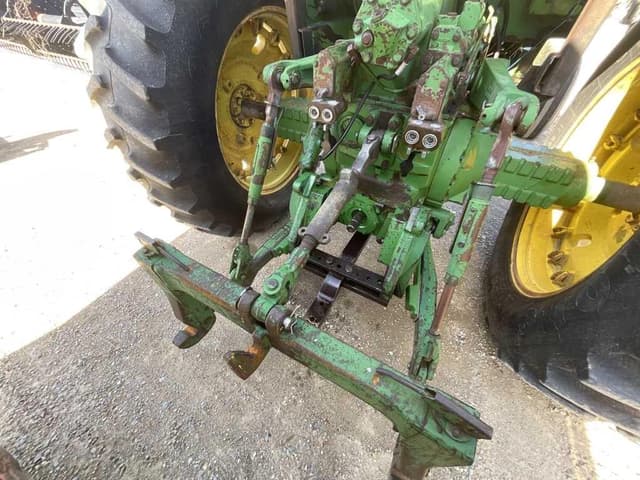 Image of John Deere 4640 equipment image 4