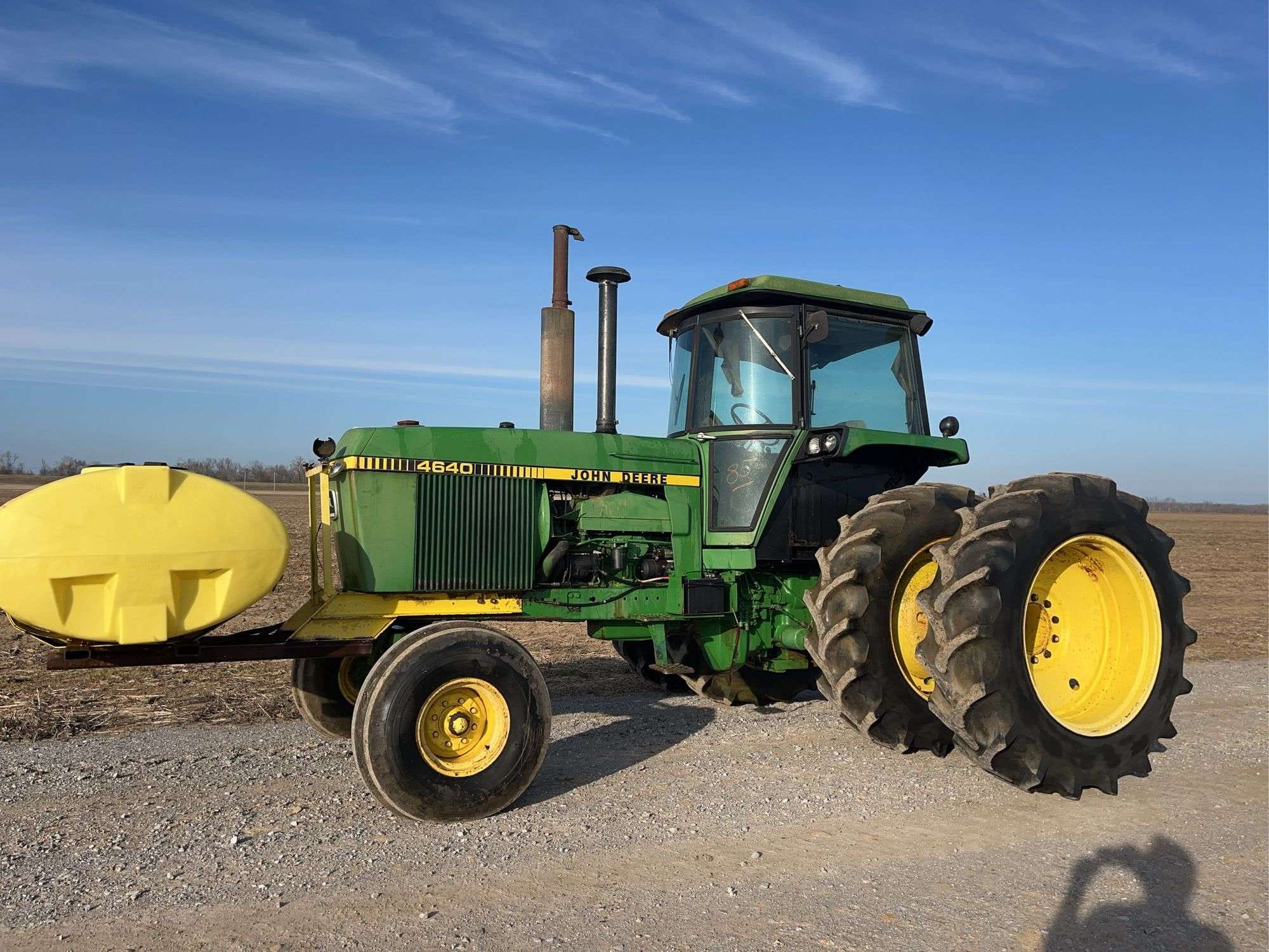 John Deere 4640 Equipment Image0