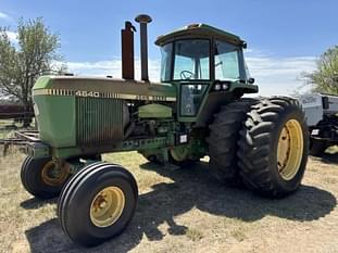 John Deere 4640 Equipment Image0