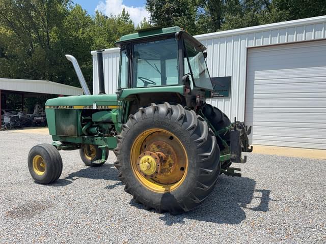 Image of John Deere 4640 equipment image 2