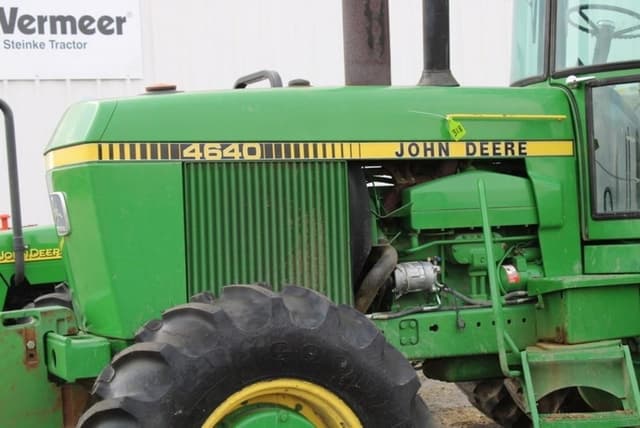 Image of John Deere 4640 equipment image 3