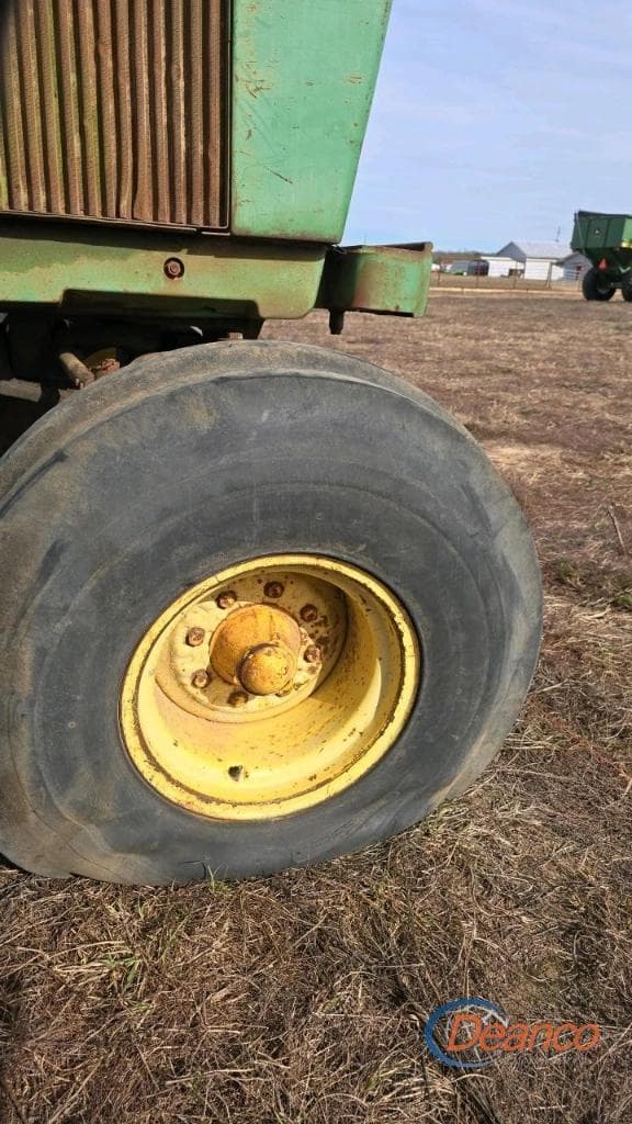 Image of John Deere 4640 equipment image 3