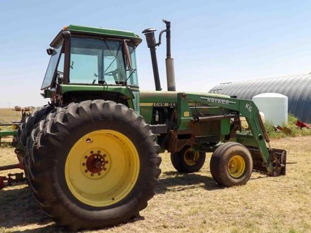 Image of John Deere 4640 equipment image 2