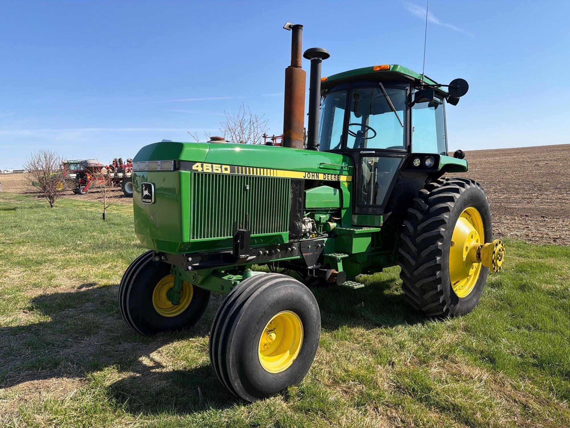 John Deere 4650 Equipment Image0
