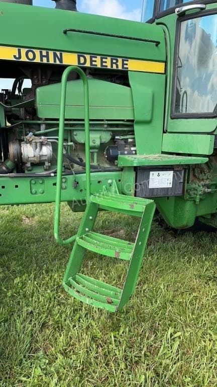 Image of John Deere 4650 equipment image 4