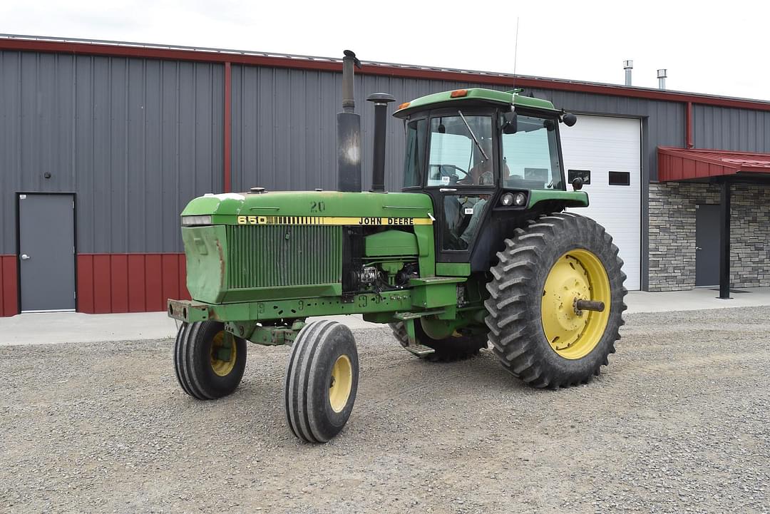 Image of John Deere 4650 Primary image