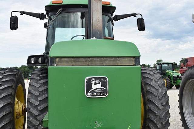 Image of John Deere 4650 equipment image 4