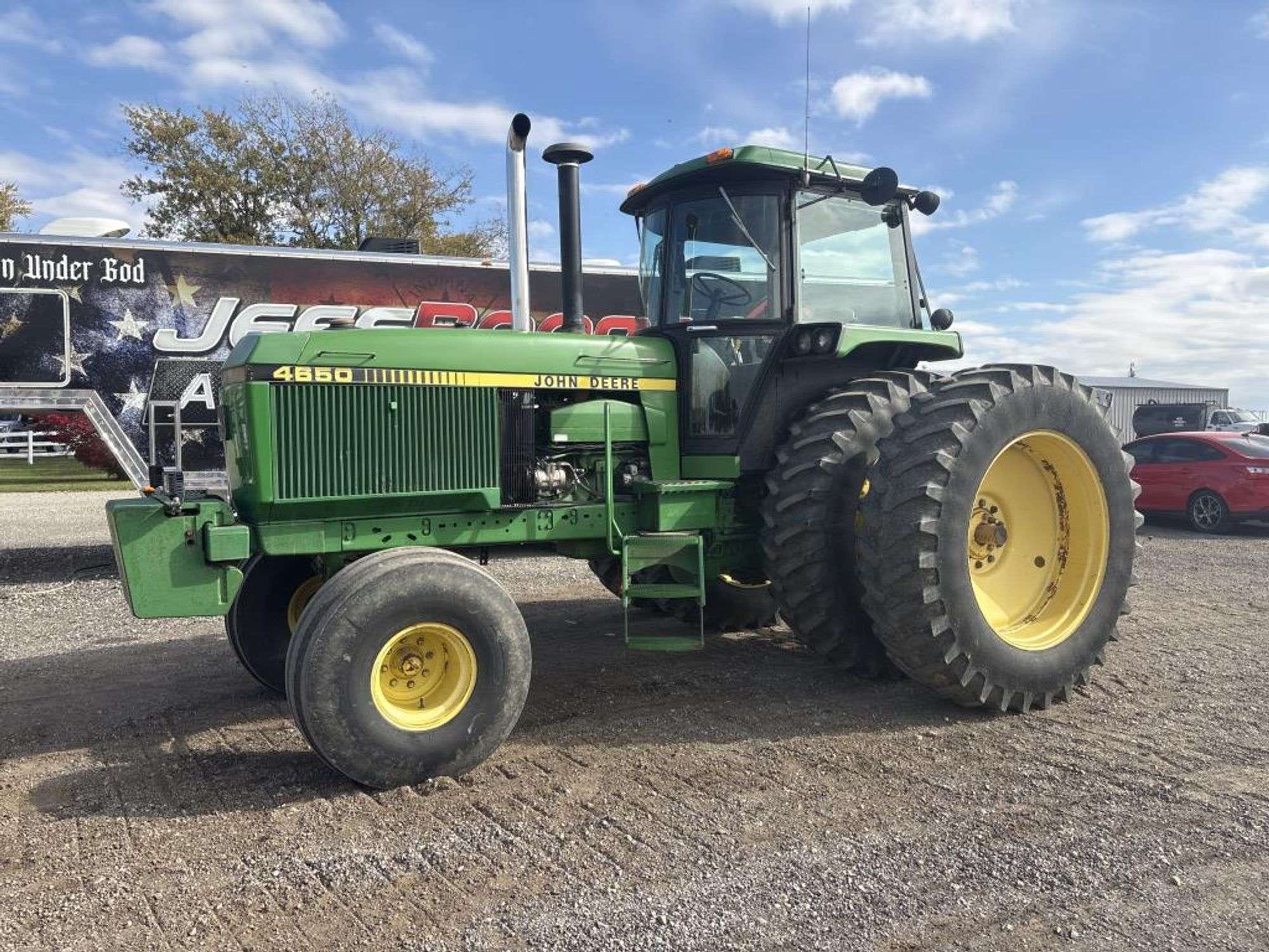 John Deere 4650 Equipment Image0