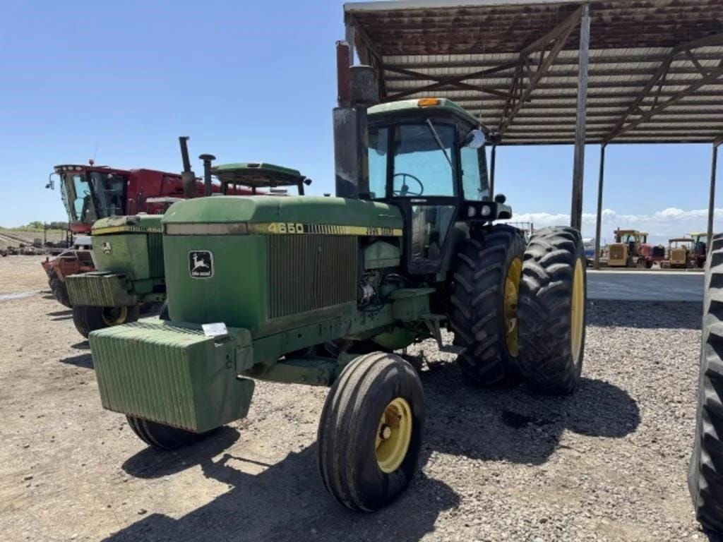 John Deere 4650 Equipment Image0