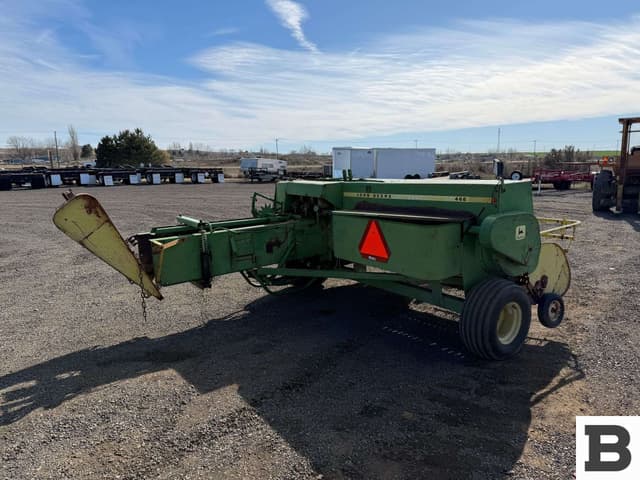 Image of John Deere 466 equipment image 4