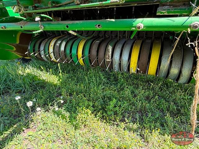 Image of John Deere 466 equipment image 4