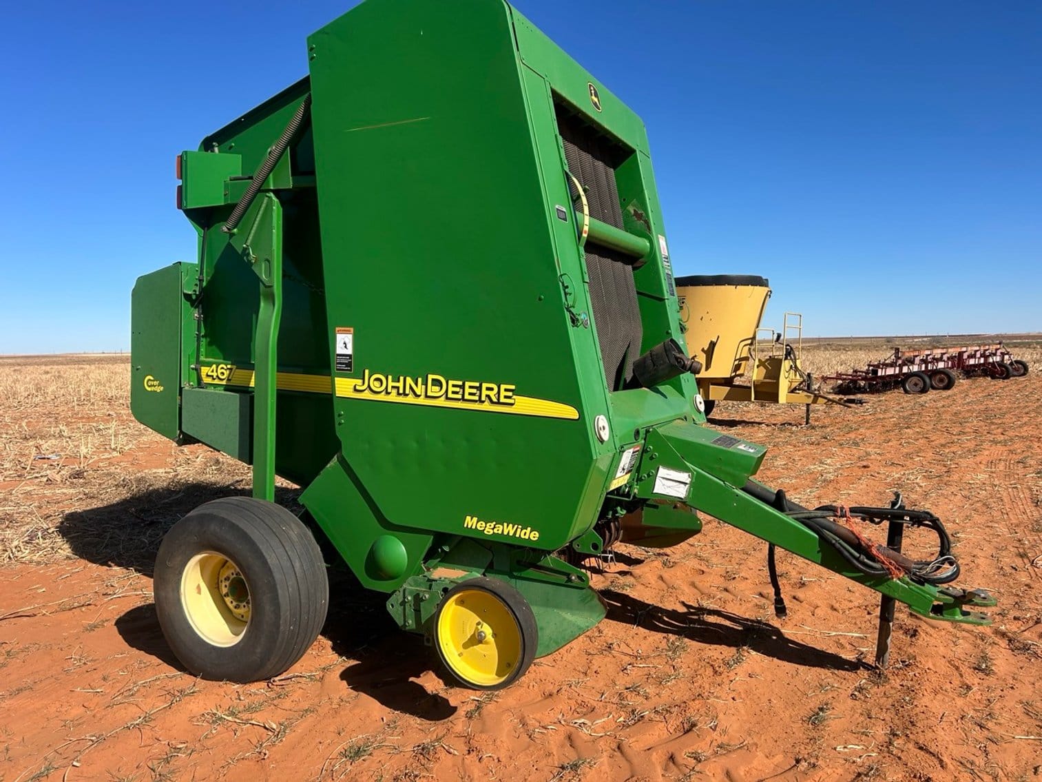 John Deere 467 Equipment Image0