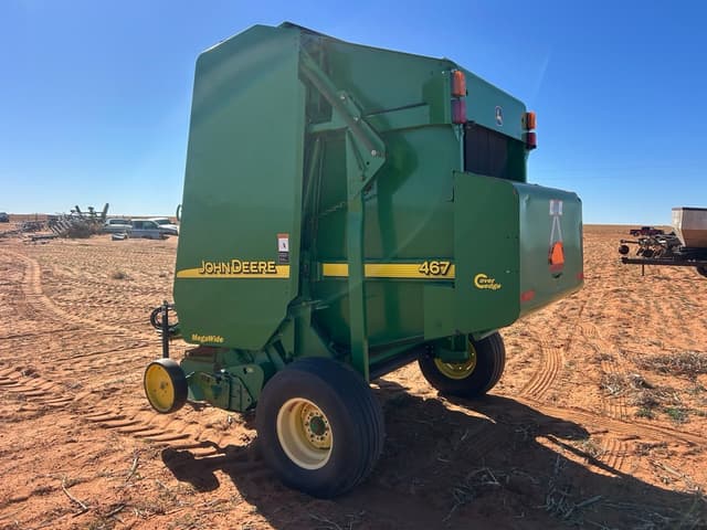 Image of John Deere 467 equipment image 4