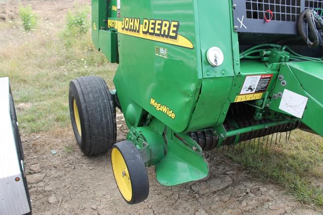 Image of John Deere 467 Silage Special equipment image 3