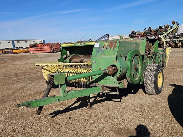 Image of John Deere 468 equipment image 2