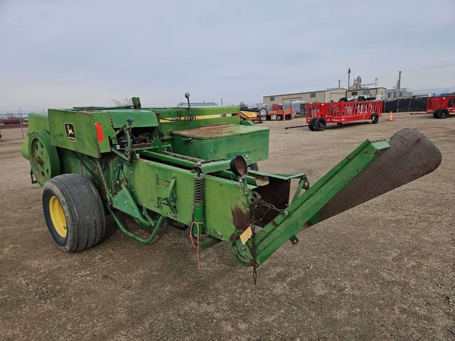 Image of John Deere 468 equipment image 4