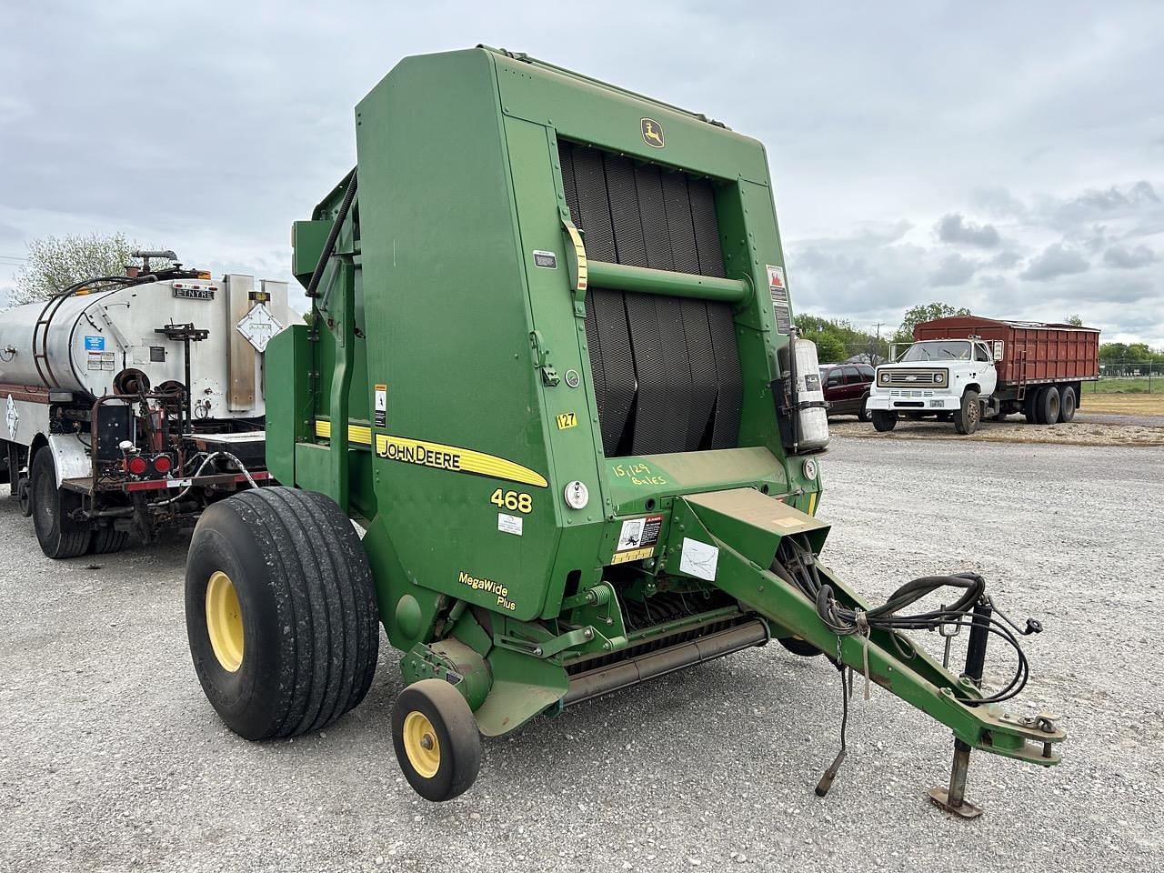 John Deere 468 Hay and Forage Balers - Square for Sale | Tractor Zoom