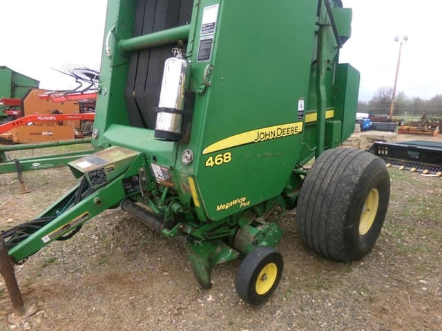 Image of John Deere 468 equipment image 1
