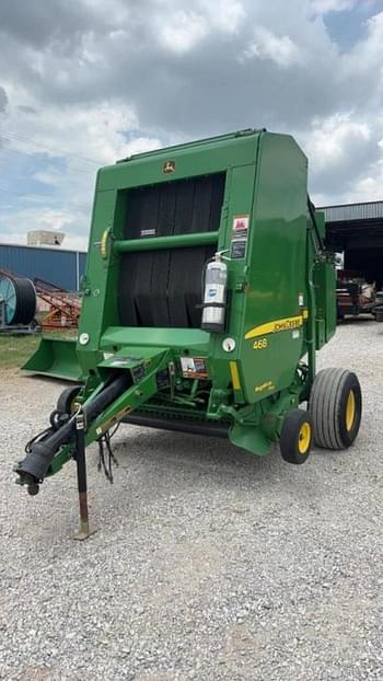 John Deere 468 MegaWide Plus Equipment Image0