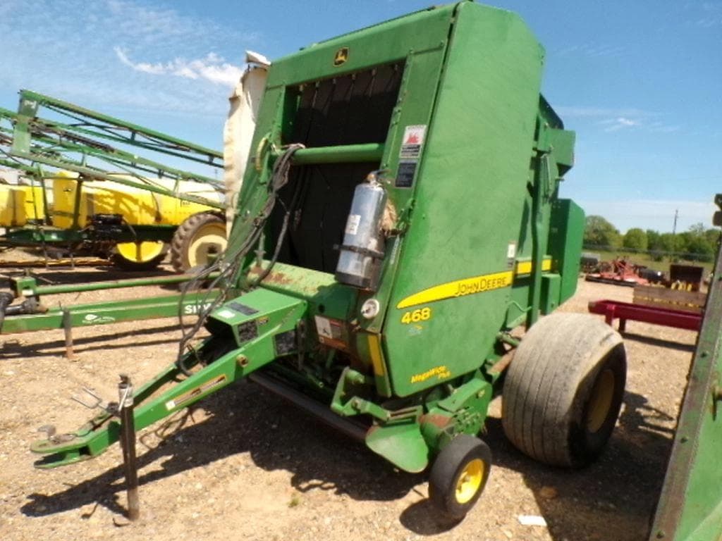 Image of John Deere 468 MegaWide Plus Image 0