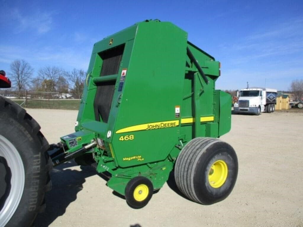 Image of John Deere 468 Image 0