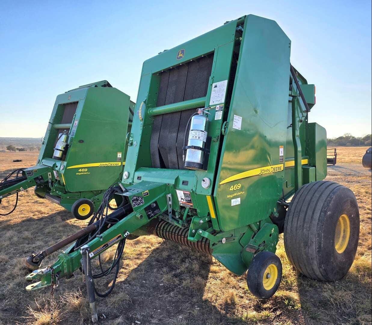 John Deere 469 Equipment Image0
