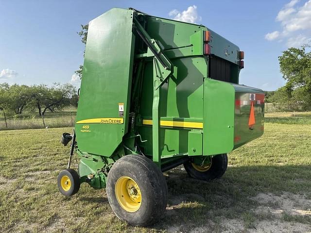 Image of John Deere 469 Megawide Plus equipment image 2