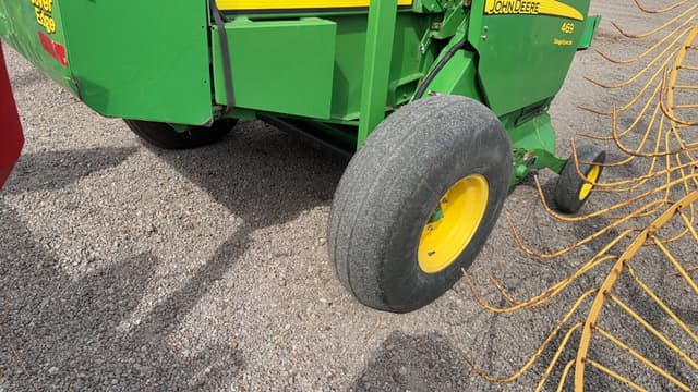 Image of John Deere 469 equipment image 4